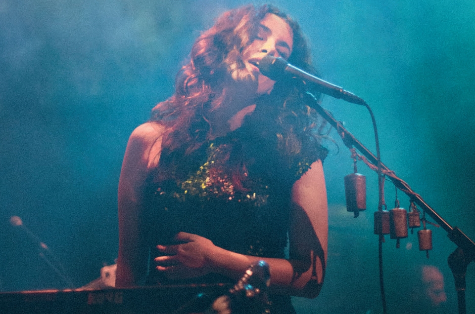 Céu Lança Primeiro DVD da Carreira